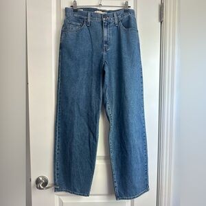 Levi's Baggy Dad Jeans in Medium Blue Denim
